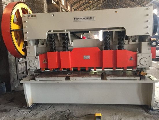 機械剪板（bǎn）機